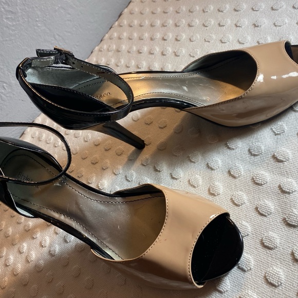 STYLE & COMPANY Nude and Black Peep-Toe Heel - Picture 13 of 16
